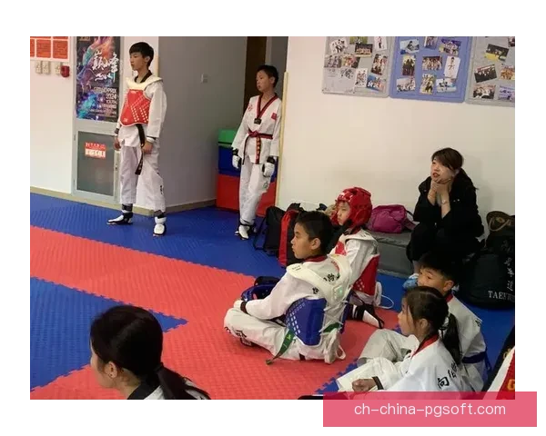 学习跆拳道技巧，提高实战能力